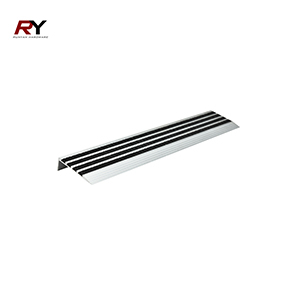 شمعدان درج معدني